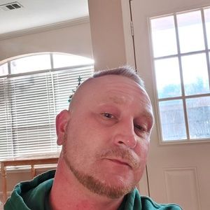 Meet your Posher, Bradley